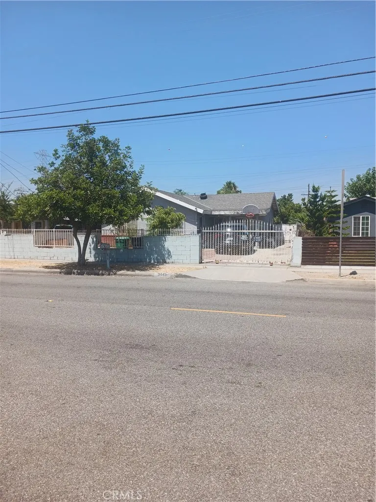 3443 Syracuse