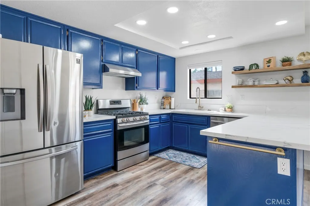 700 W 2nd Street