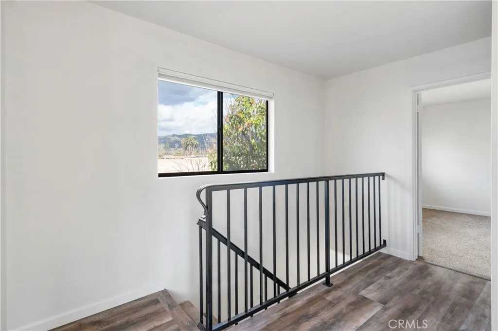 700 W 2nd Street