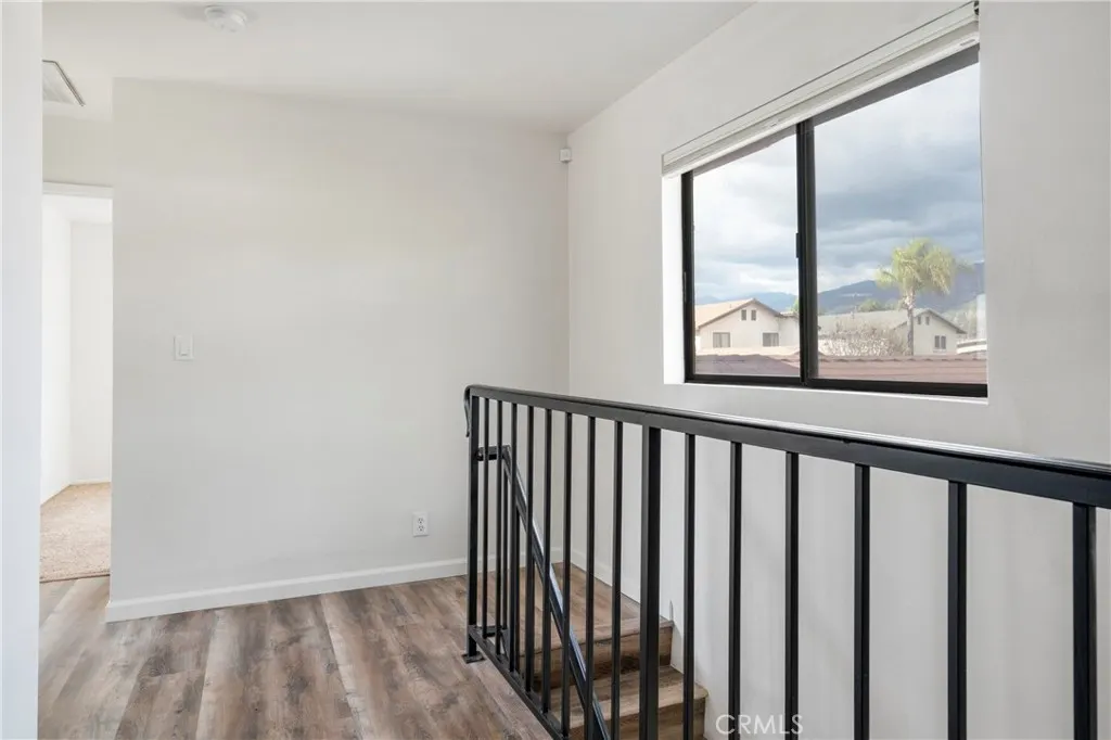 700 W 2nd Street