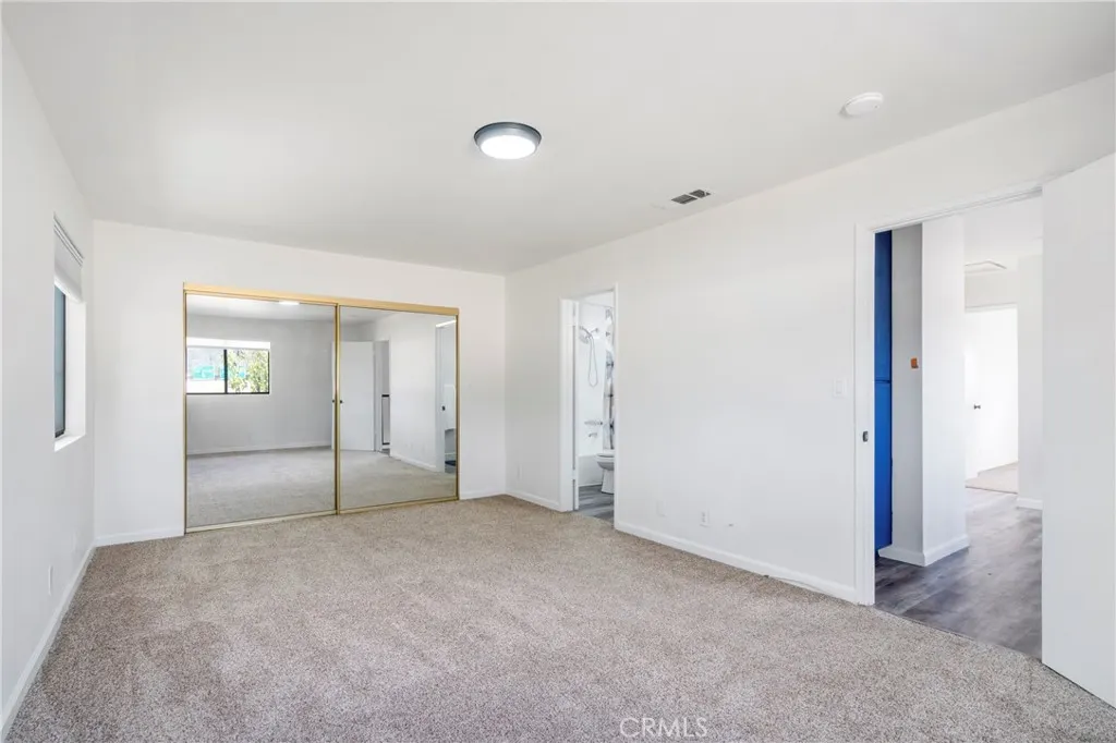 700 W 2nd Street