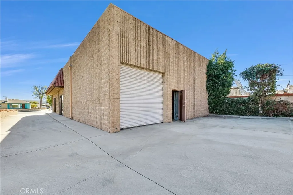841 E San Bernardino Road