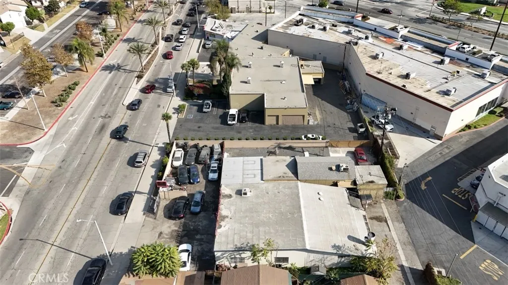 11500 Ramona Boulevard