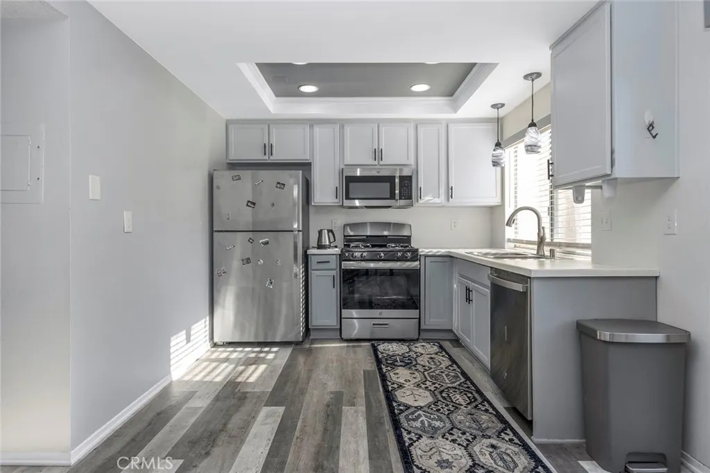 1255 Bonnie Glen Lane