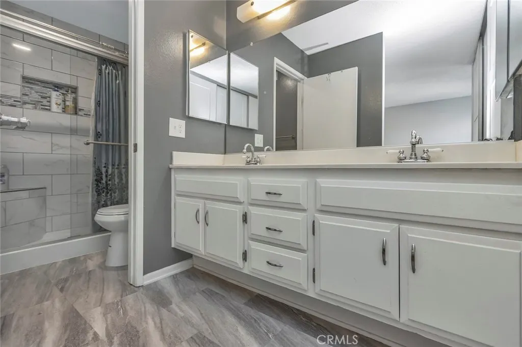 1255 Bonnie Glen Lane
