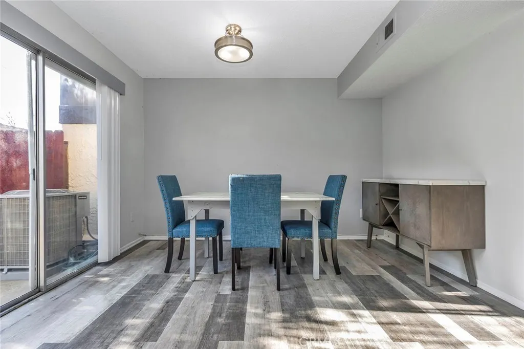 1255 Bonnie Glen Lane