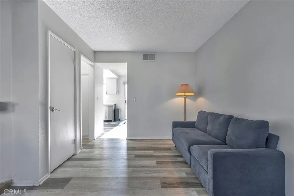 1255 Bonnie Glen Lane
