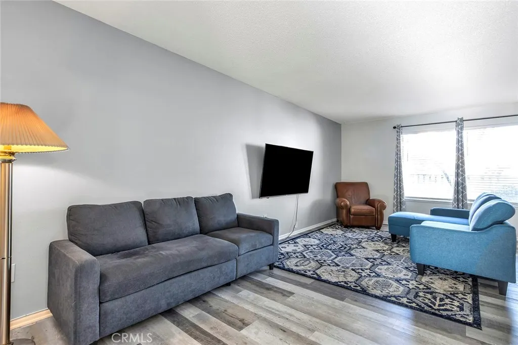 1255 Bonnie Glen Lane