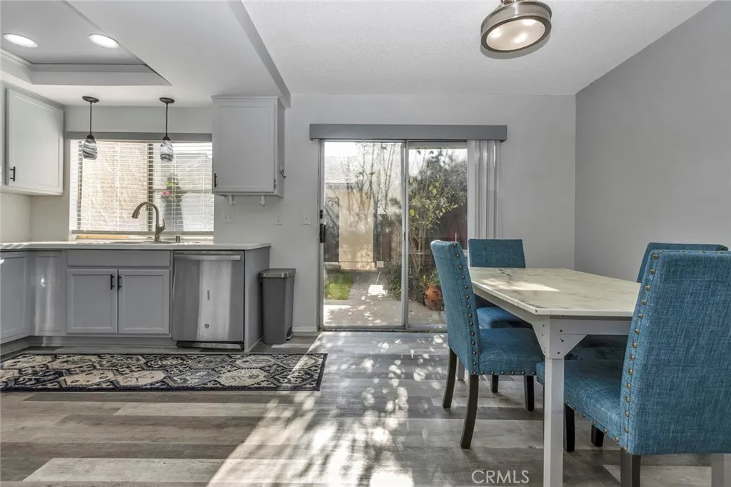 1255 Bonnie Glen Lane