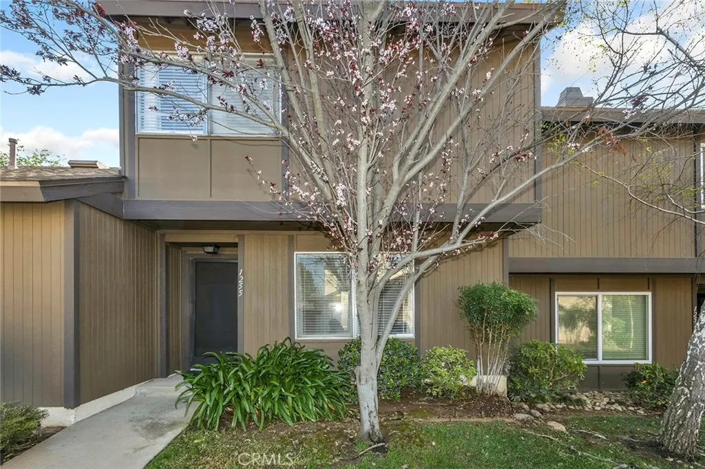 1255 Bonnie Glen Lane