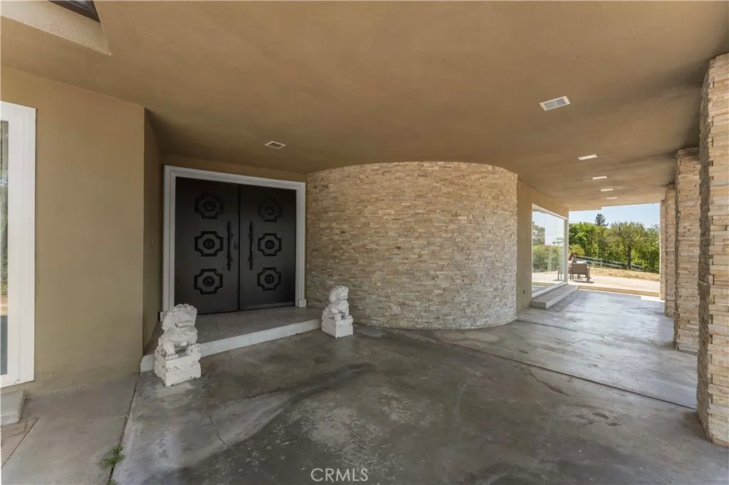 950 S Spring Meadow Drive