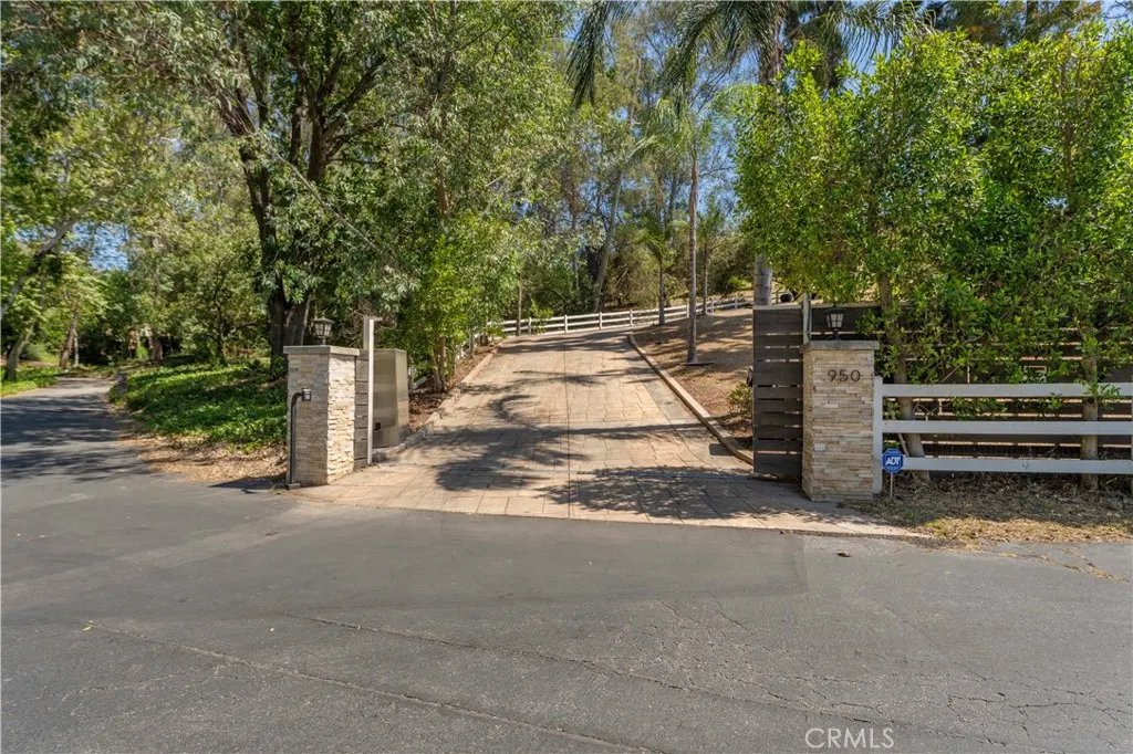 950 S Spring Meadow Drive