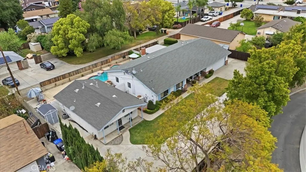 4423 N Sunflower Avenue