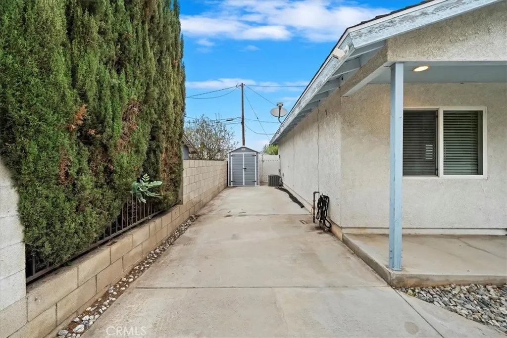 4423 N Sunflower Avenue