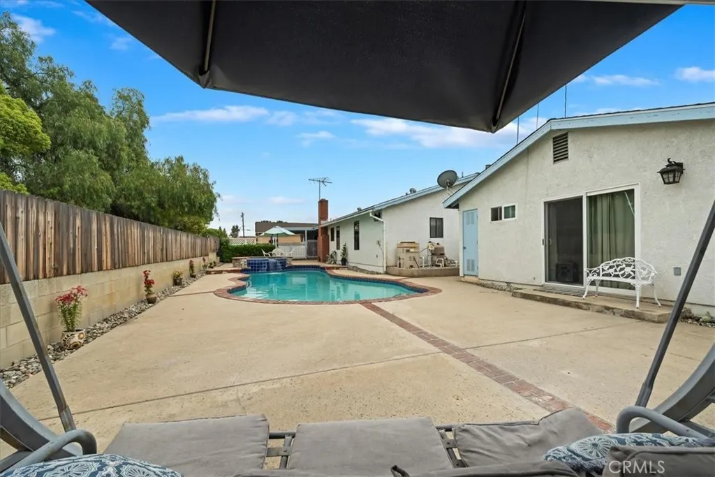 4423 N Sunflower Avenue