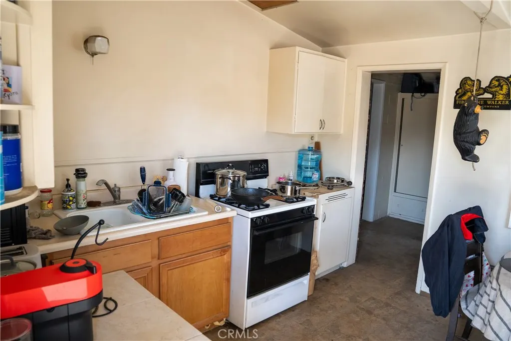 9925 Woodrich Lane