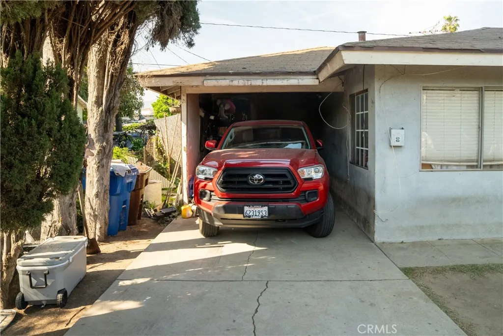 9925 Woodrich Lane