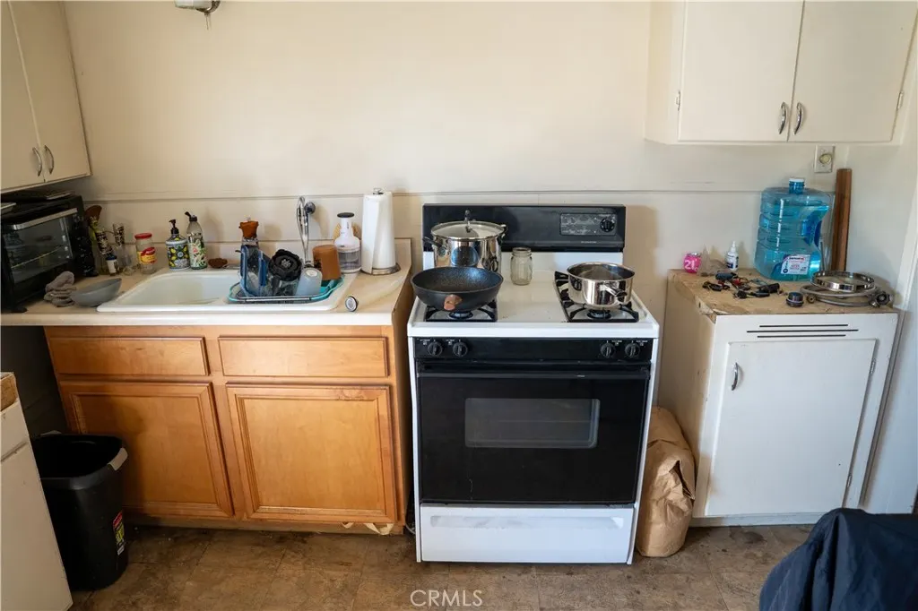 9925 Woodrich Lane