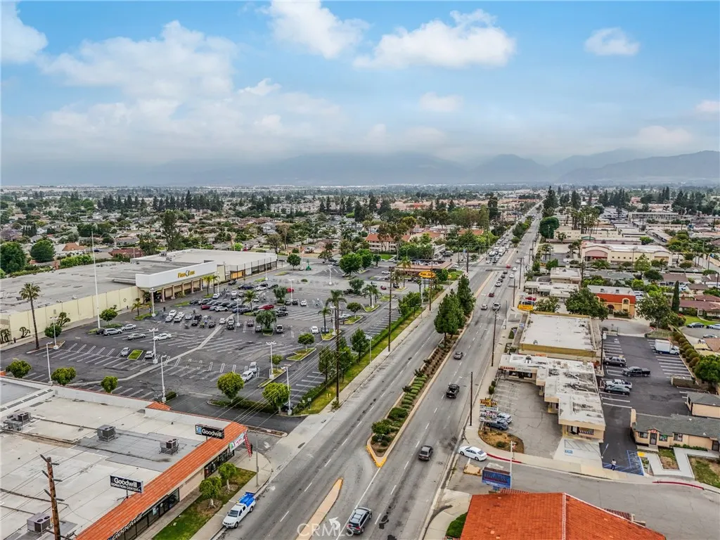 610 N Azusa Avenue