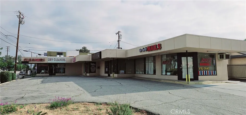 610 N Azusa Avenue