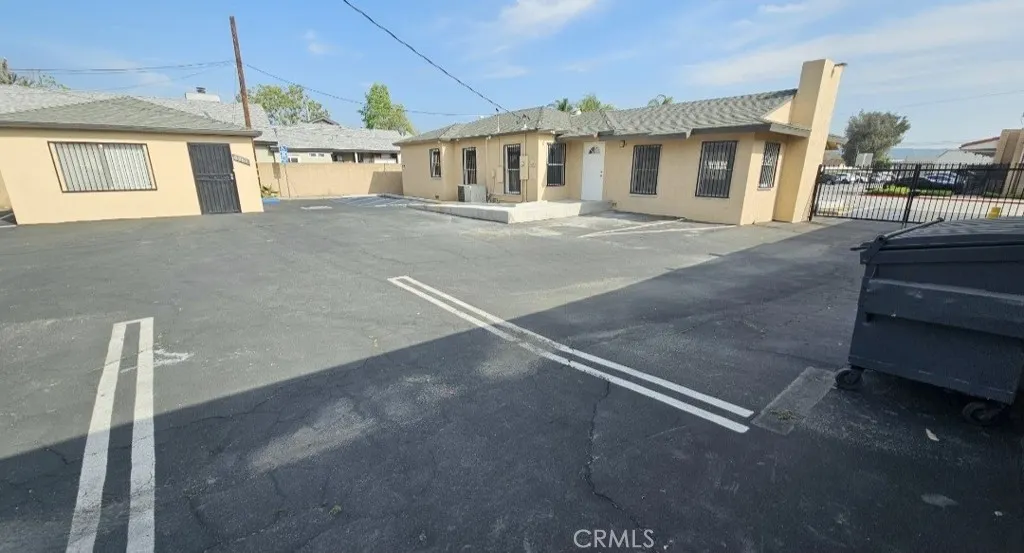 610 N Azusa Avenue