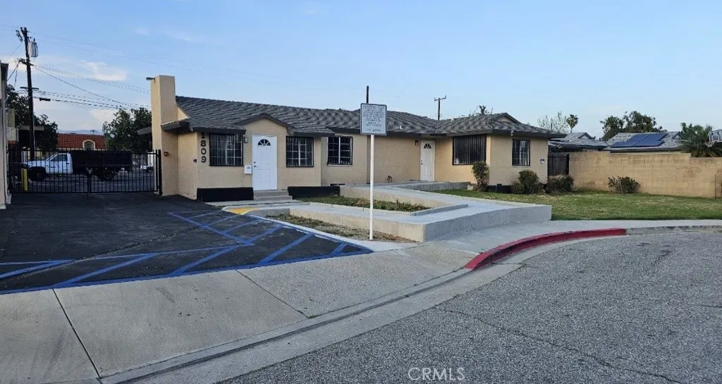 610 N Azusa Avenue
