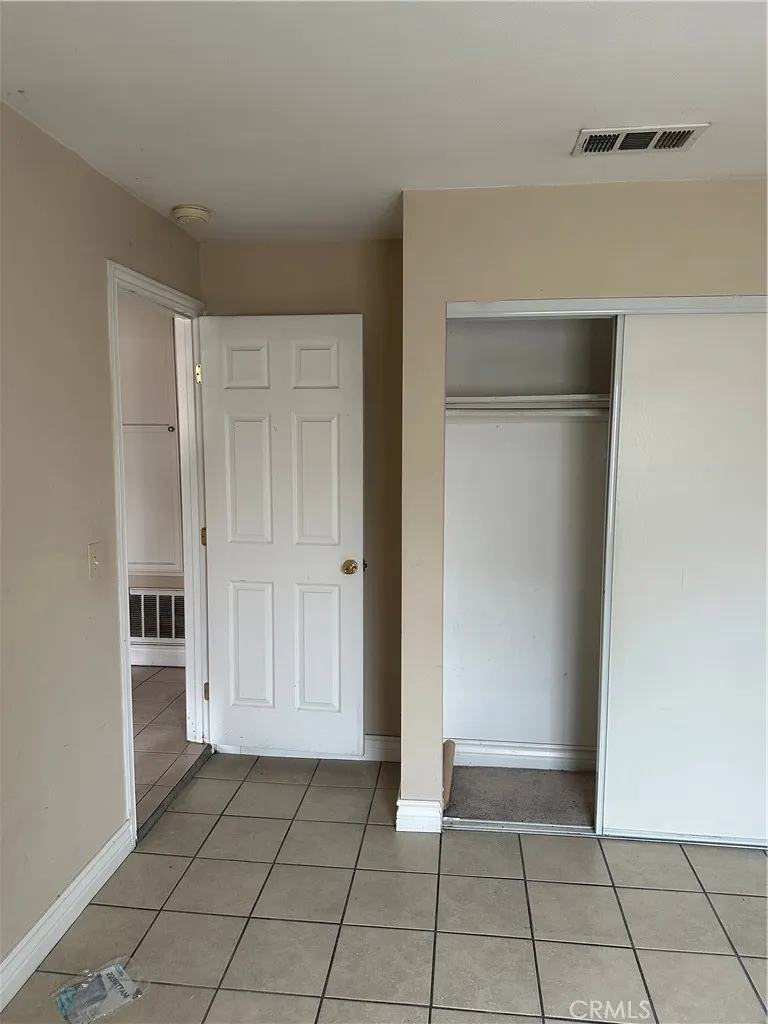1940 E Walnut Creek