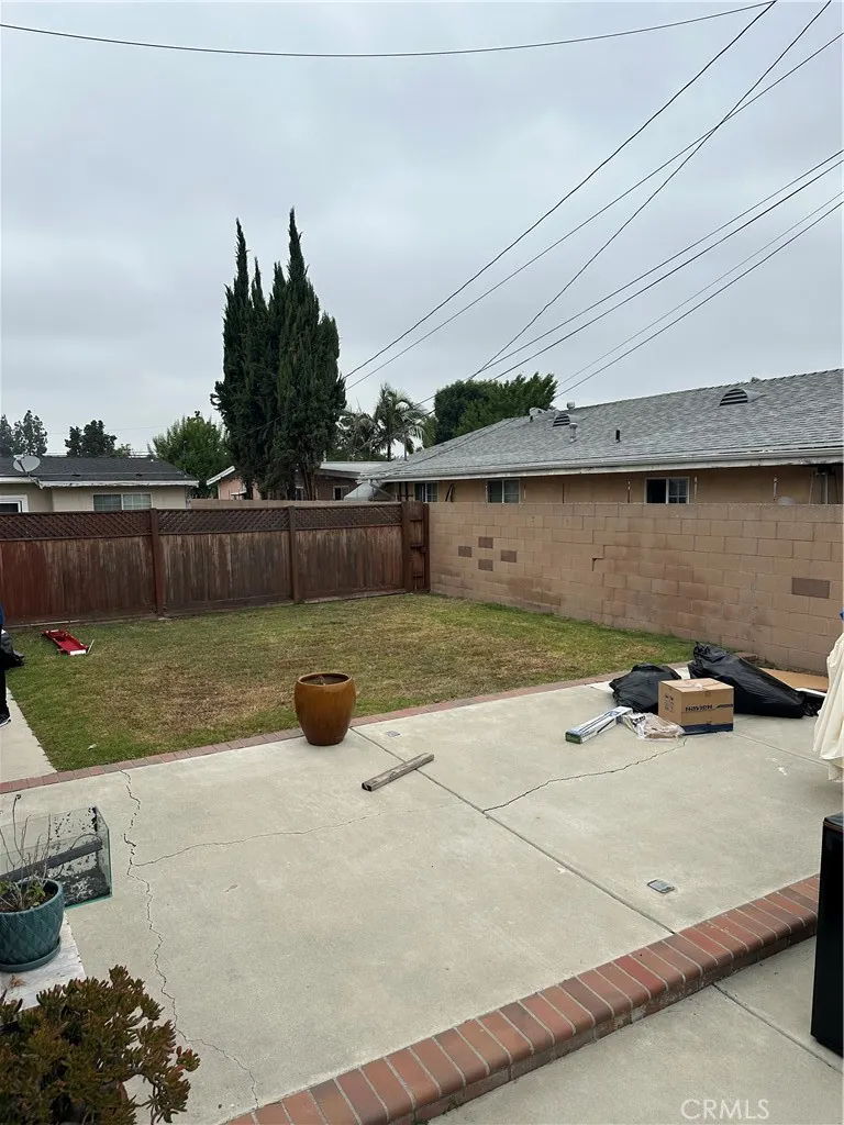 1940 E Walnut Creek
