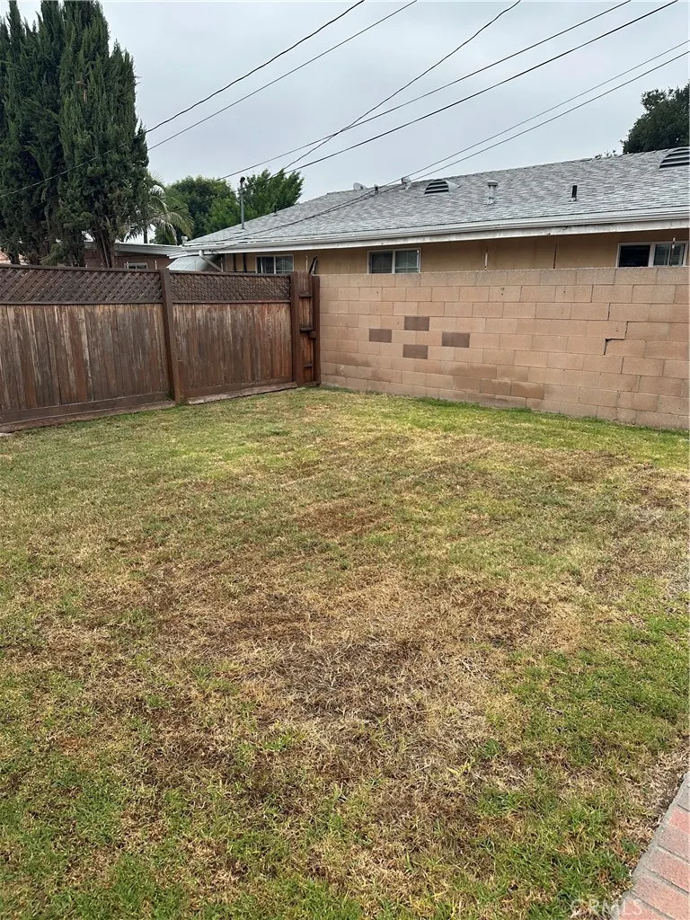 1940 E Walnut Creek