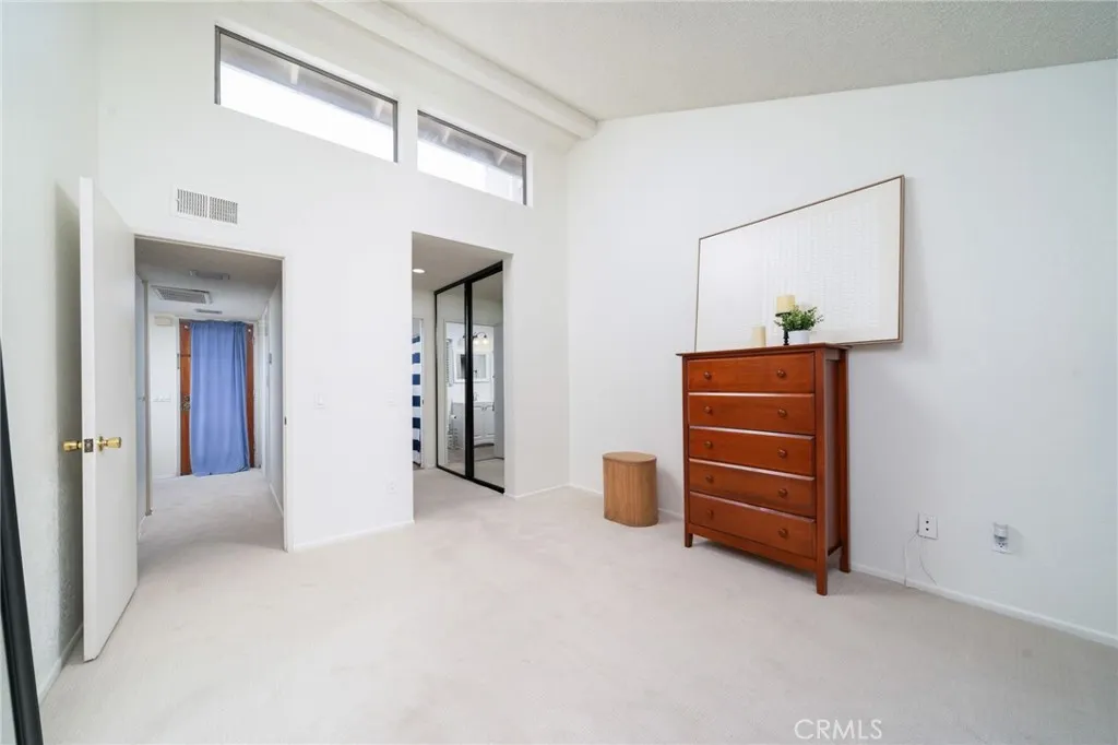 1507 Elkwood