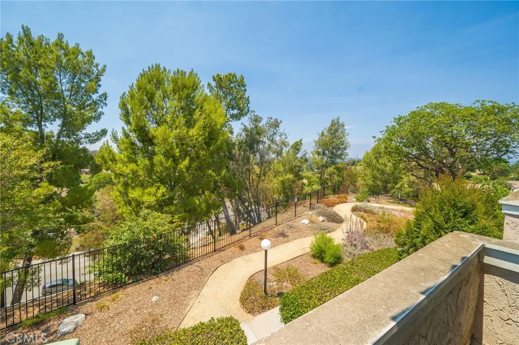 1507 Elkwood