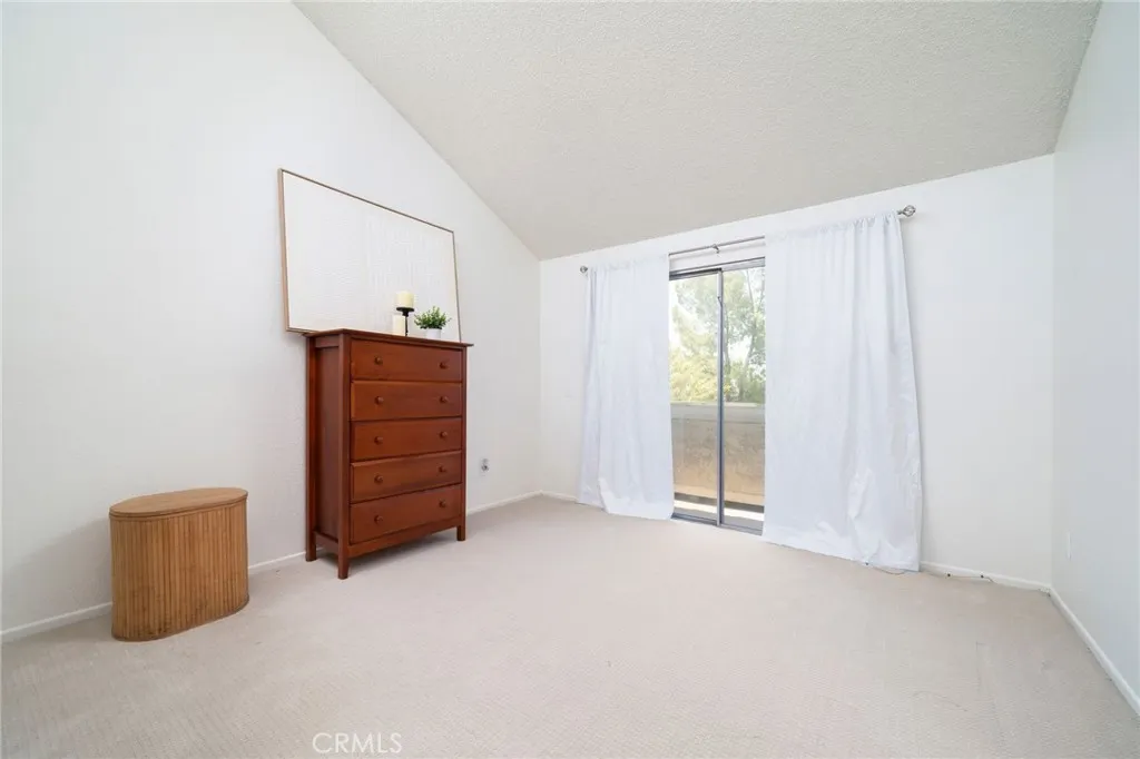 1507 Elkwood