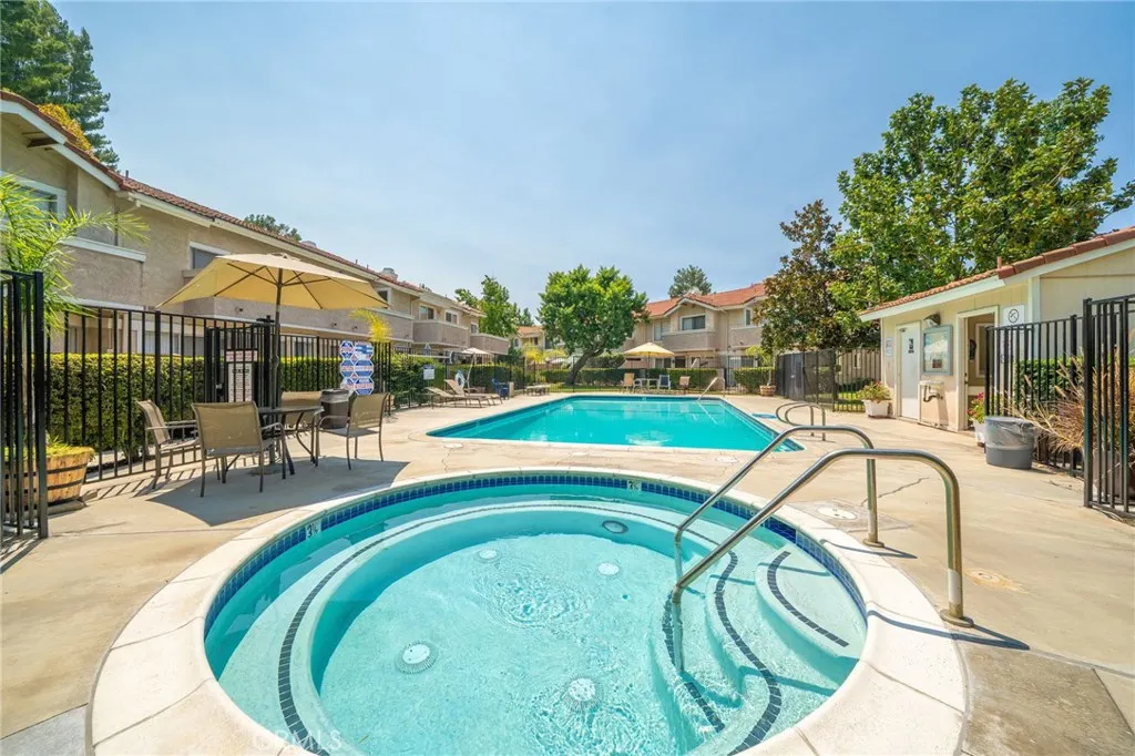 1507 Elkwood