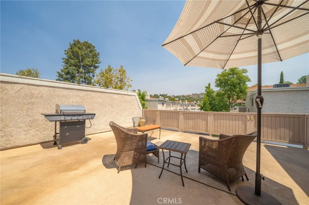 1507 Elkwood