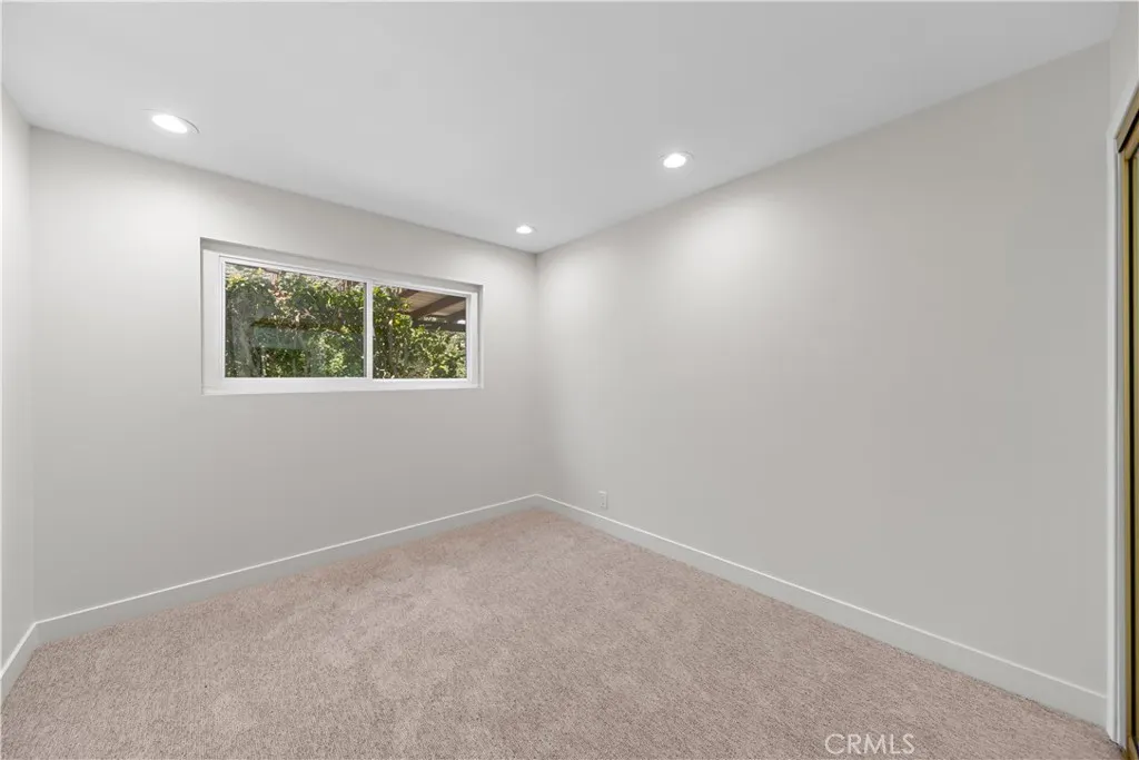 549 E Walnut Avenue