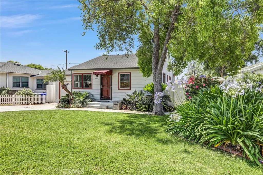 2032 Royal Oaks Drive
