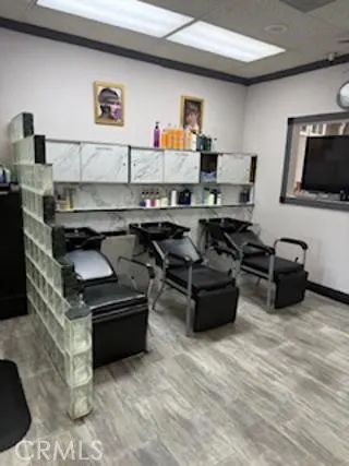 2084 FOOTHILL Boulevard, #G