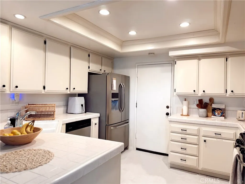 543 W Puente Street, #3