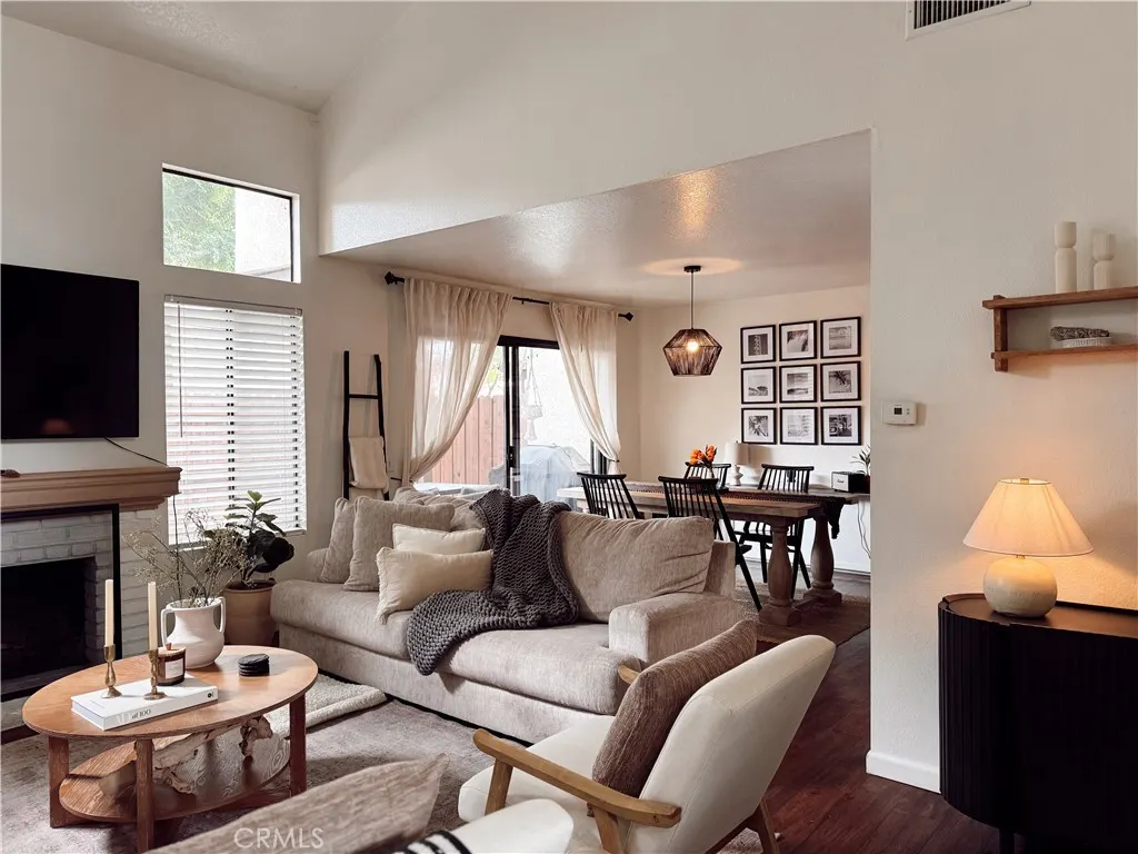 543 W Puente Street, #3