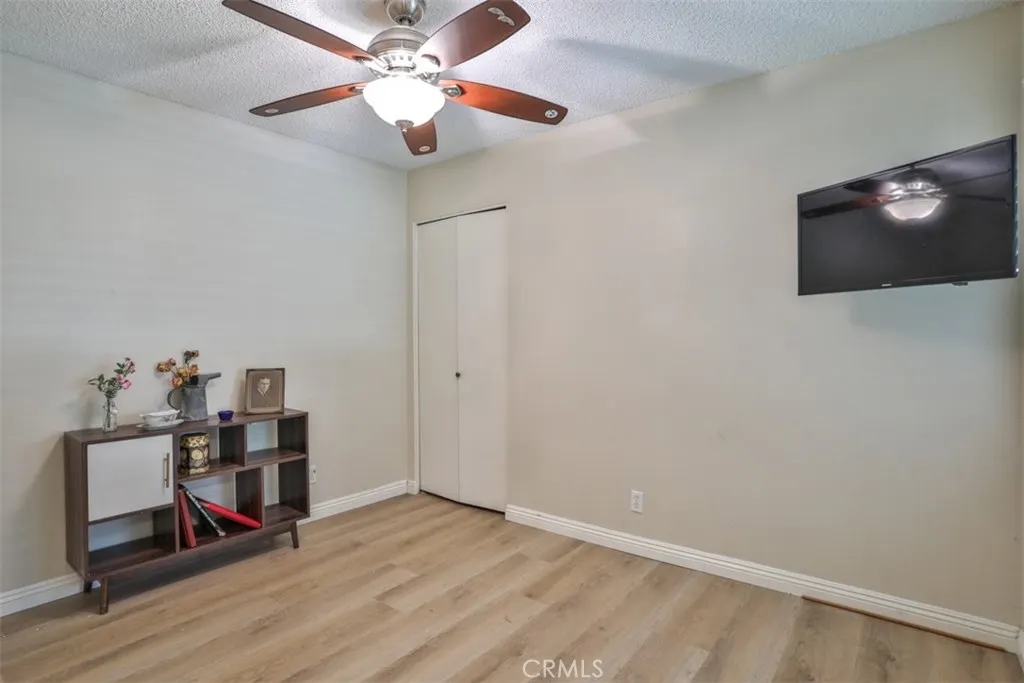 137 Oak Forest Circle