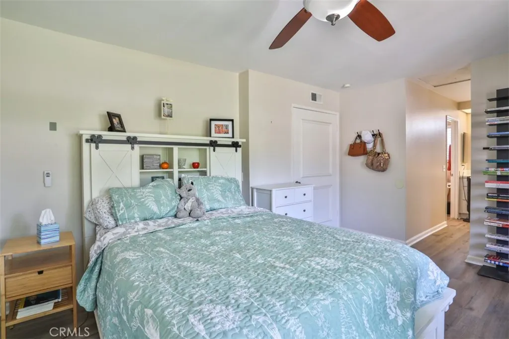 137 Oak Forest Circle