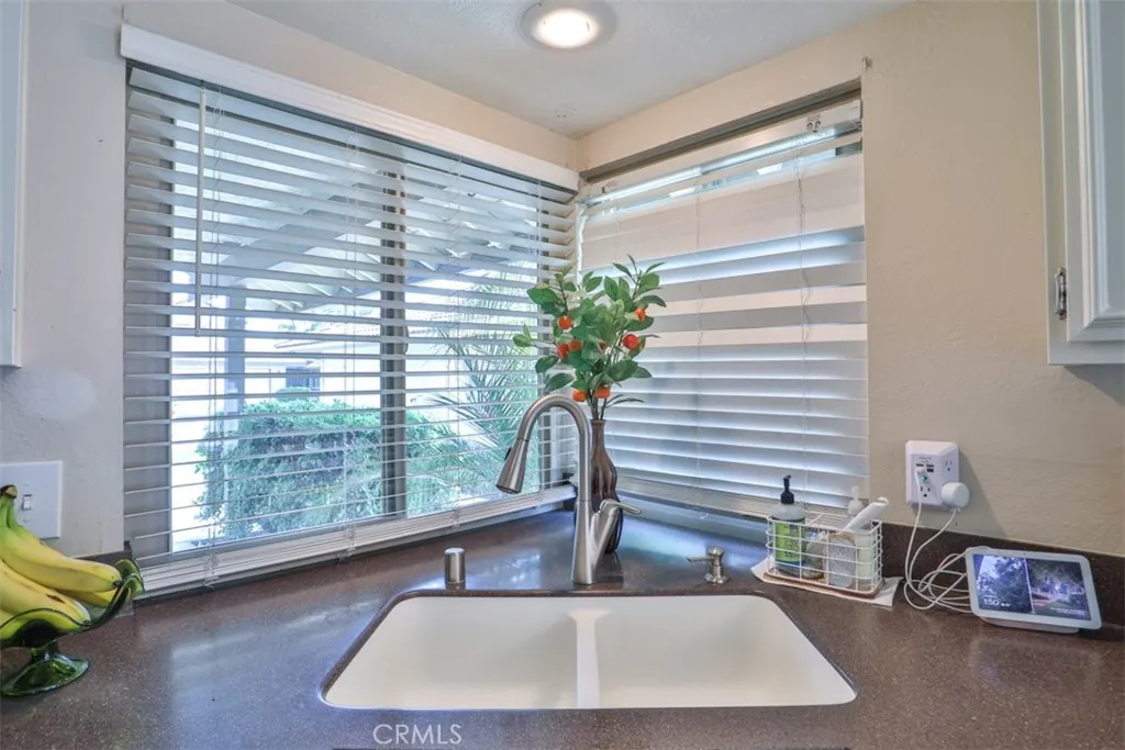 137 Oak Forest Circle