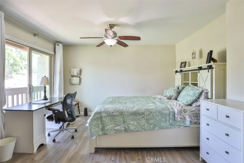 137 Oak Forest Circle