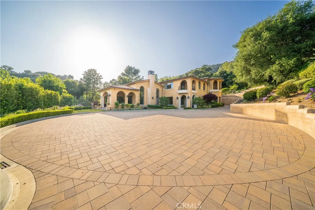 1051 Oak Canyon Lane