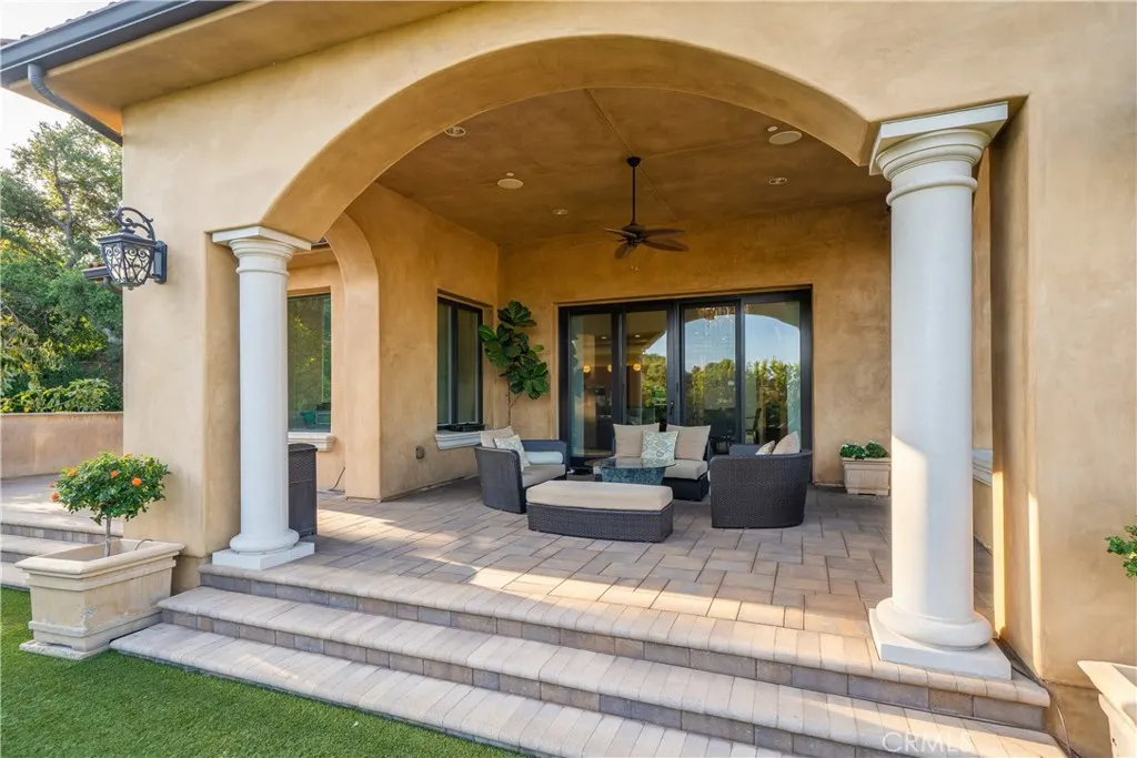 1051 Oak Canyon Lane