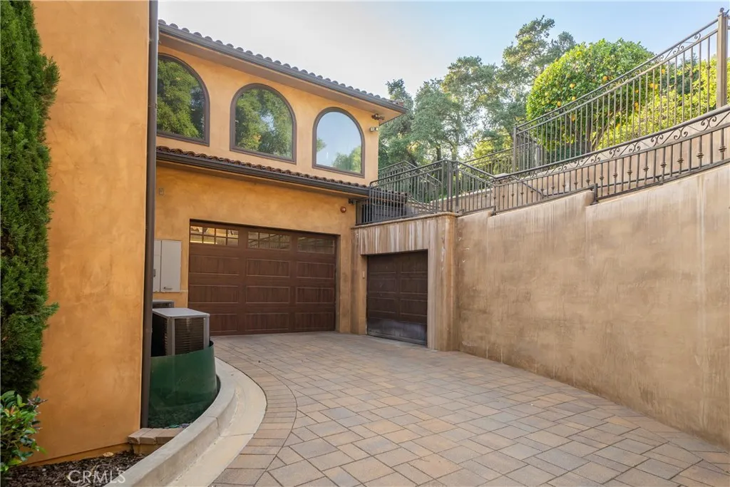 1051 Oak Canyon Lane