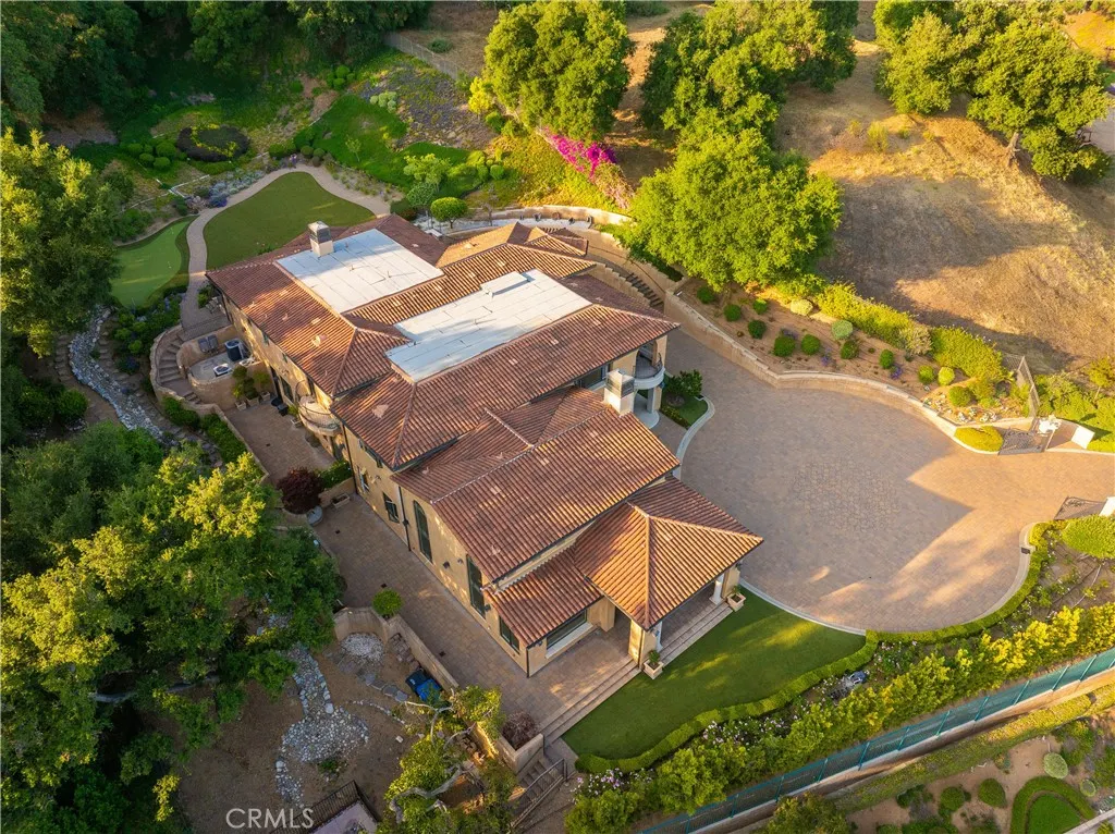 1051 Oak Canyon Lane