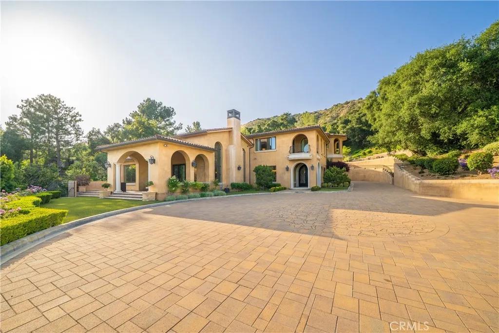 1051 Oak Canyon Lane