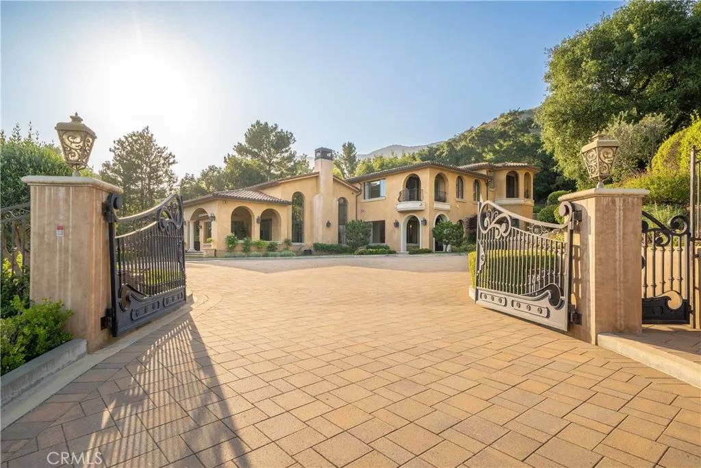 1051 Oak Canyon Lane