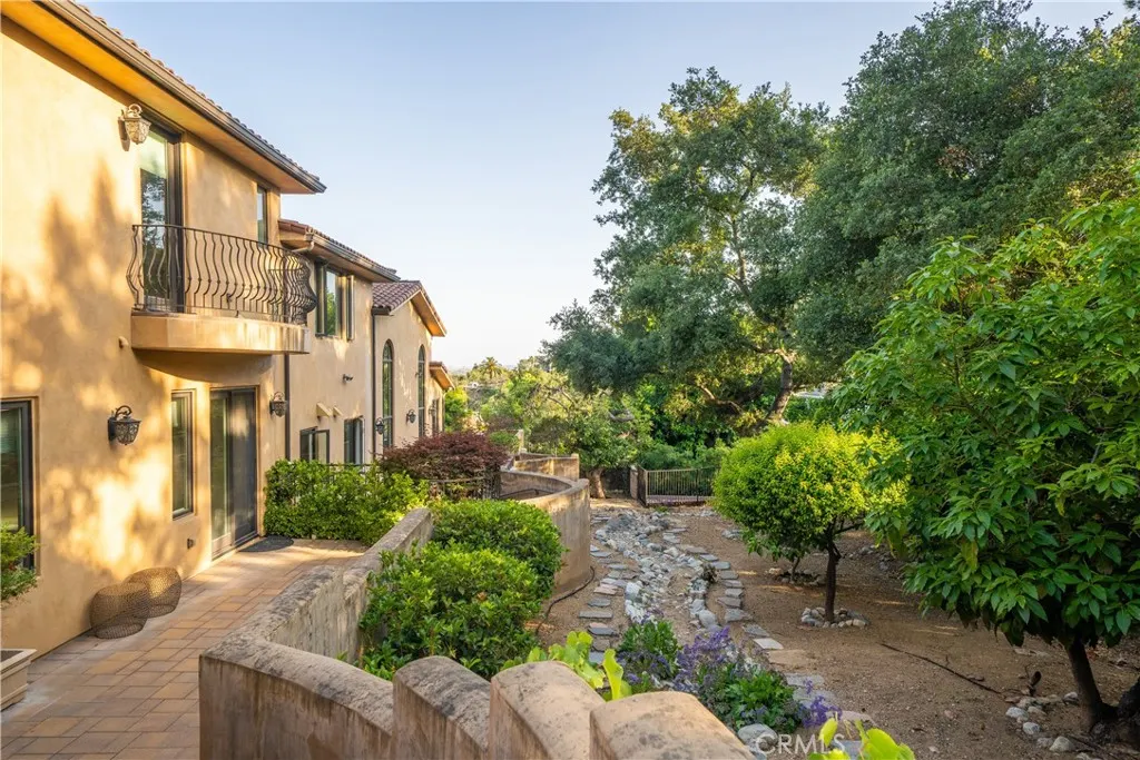 1051 Oak Canyon Lane
